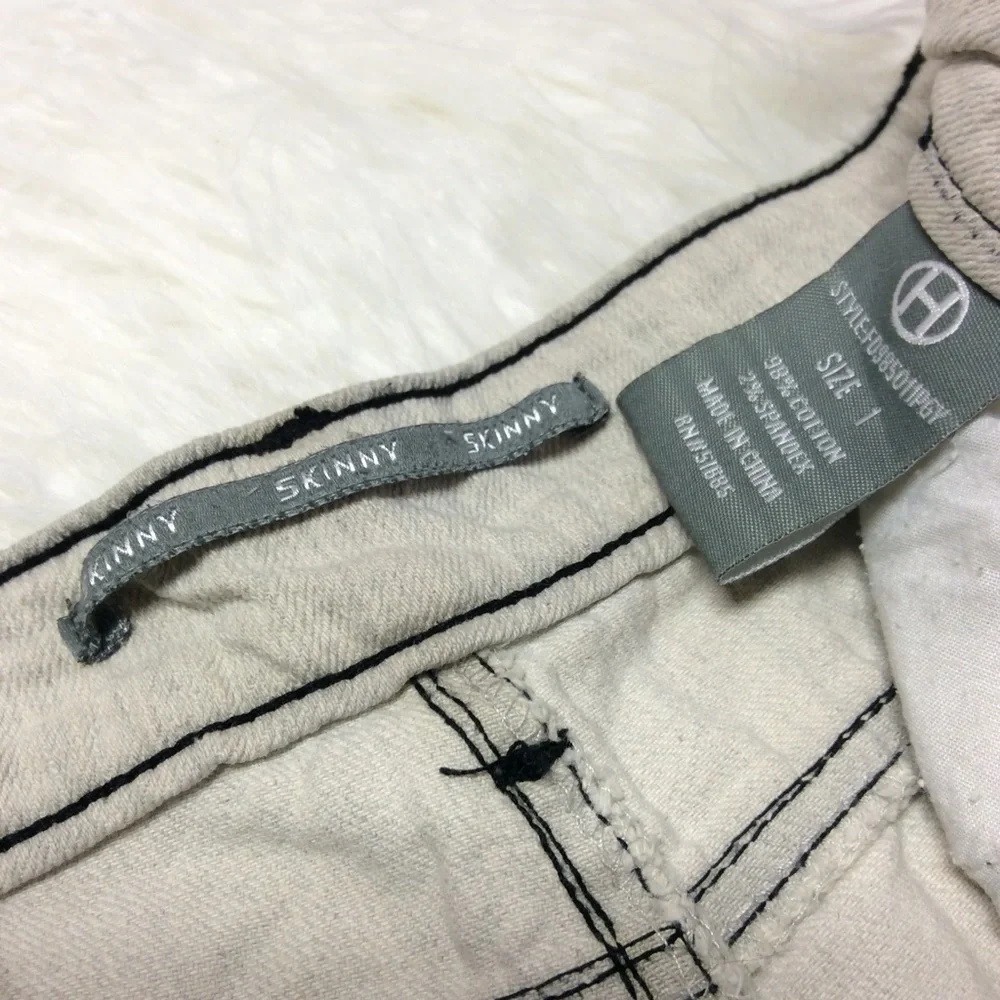 H BRAND DESTROYED GRAY WASH SKINNY JEANS